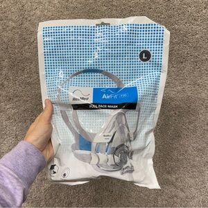 ResMed AirFit F20 Mask with Blue Accents